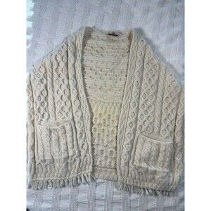 Wool Carraig Donn Shawl Women’s One Size Cream  Aran Cable Knit Merino Ireland